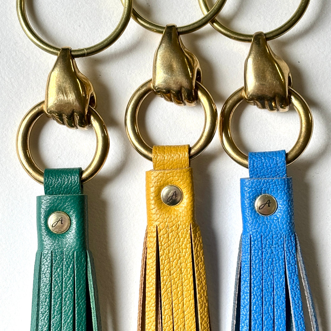 Hand-Pull Key Ring